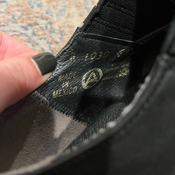 Vintage Cowgirl Booties - Picture 3 of 4